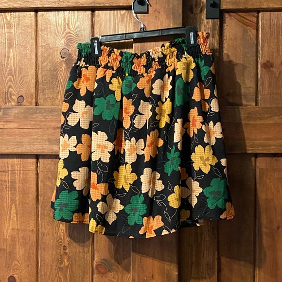 Who What Wear Floral Skirt - Picture 2 of 3